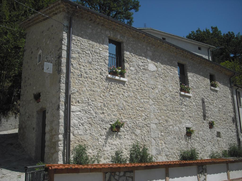 La Casa Sul Lago Posta Fibreno Buitenkant foto
