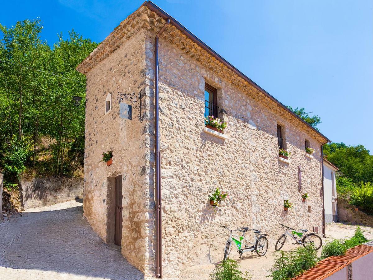 La Casa Sul Lago Posta Fibreno Buitenkant foto