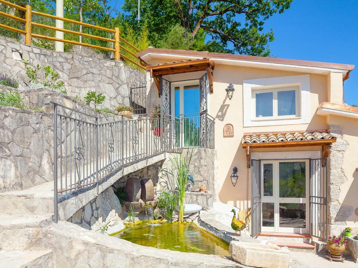 La Casa Sul Lago Posta Fibreno Buitenkant foto